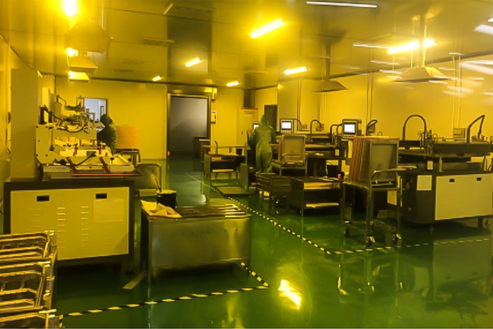 Screen printing equipment